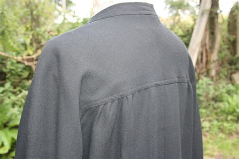 Vintage 70s Black Crepe Pussy Bow Dress Size 16 18 Gem