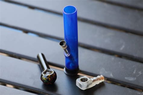 Smoking Devices: Cannabis 101 - Agate Dreams