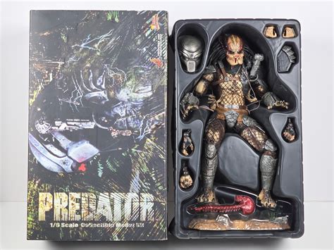 Yahoo オークション ホットトイズ HOT TOYS プレデター 可動式フ