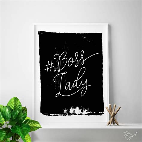 gift ideas for a lady boss 10