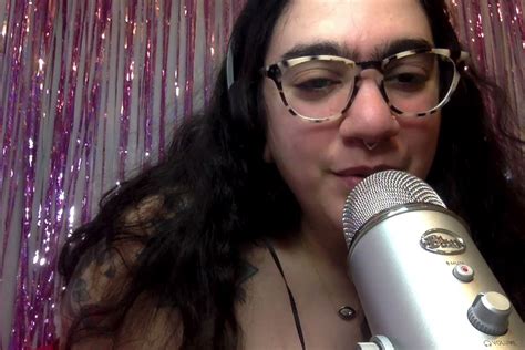 Hairy Goddess On Twitter Another Vid Sold Hairy Pussy Brushing Asmr Https Manyvids