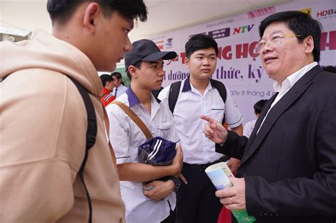 A Tr Ng H C N Th Sinh T I Ninh Thu N Kh Ng C Ngh Hot Ch C Con Ng I Hot