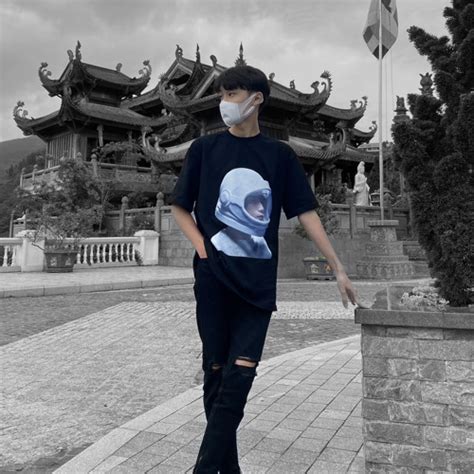 Stream CHỊ ƠI HAI CHỊ EM MI NH ĐI CHỢ MUA CON THỎ ĐI VÂY GIỮ DBEOS REMIX NHẠC HOT TIK TOK