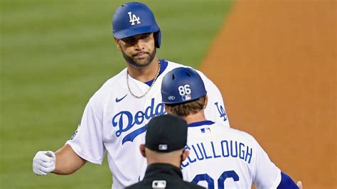 Albert Pujols Haciendo Historias Supera A Babe Ruth En Extrabases