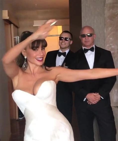 Sofia Vergara Poil Vid Os Porno Et Sex Tapes Xhamster