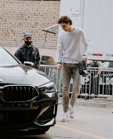 Pin By Andrea Botello On Josh Giddy Mens Fashion Casual Outfits Mens