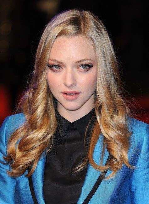 Amanda Seyfried Soft Blonde Celebrity Hairstyles Blonde Curls