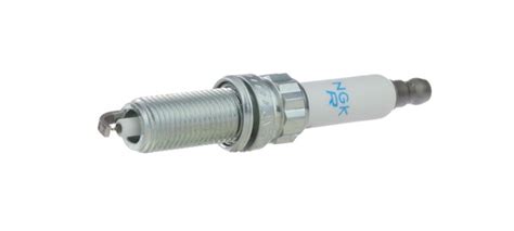 5960L0 Spark plug OE number
