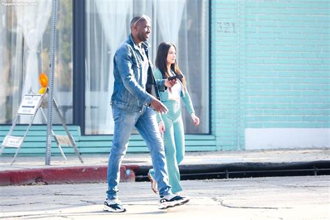 Kacey Musgraves Nude OnlyFans Leaks Fappening FappeningBook