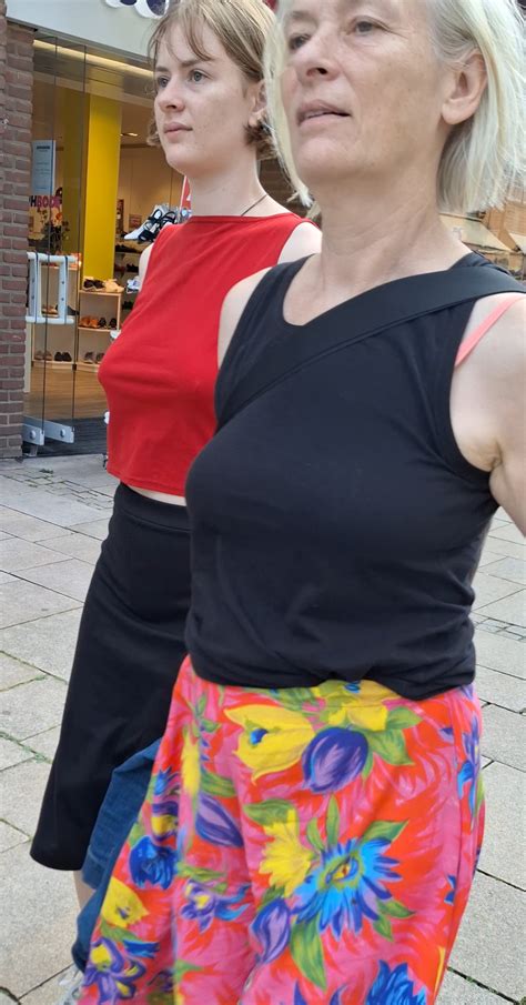 Braless Mum Dau Combo Big Tits And Pokies Boobs Forum