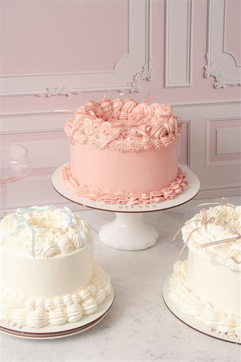 Naked Cake Coquette Sienna Bakery