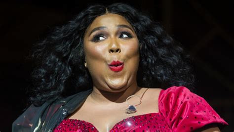 Lizzo Is Drop Dead Gorgeous In New Nsfw Lingerie Photos Iheart