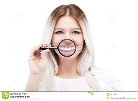 Belle Fille Blonde Avec Les Dents Blanches Brillantes Image Stock Image Du Mod Le Femelle