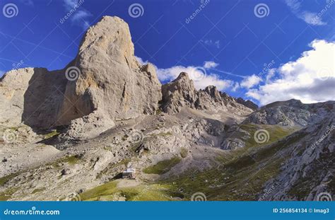 Naranjo De Bulnes Peak Also Know As Picu Urriellu Picos De Europa