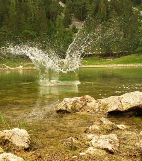 Premium Photo Water Fountain