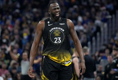 Former NFL Player Calls Out 'Immature' Draymond Green