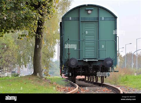 Eisenbahnwaggon system -Fotos und -Bildmaterial in hoher Auflösung – Alamy