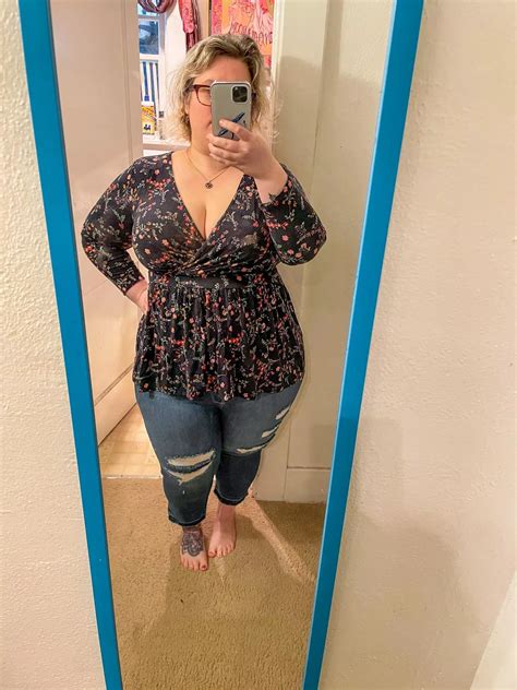 I Love The Way These Jeans Fit Nudes Thickandbbwjeans Nude Pics Org