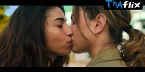 Carolina Yuste Lesbian Scene In No Traces Tnaflix