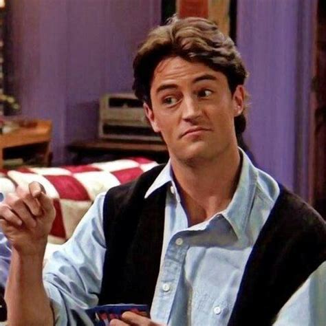 Chandler Bing | Chandler friends, Chandler bing, Matthew perry