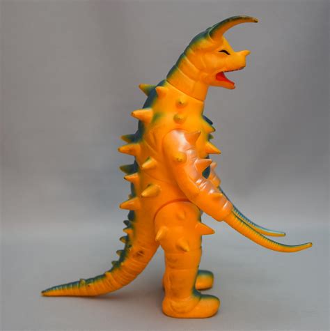 B Club Reproduction Kaiju Series Bullmark No Kaiju Series Gudon