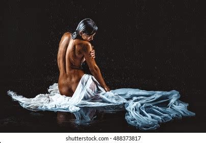4 Thousand Nude Rain Royalty Free Images Stock Photos Pictures Shutterstock
