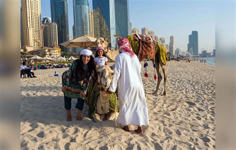 Farrah Abraham Shows Off Curves In Bikini During Dubai Beach Shoot
