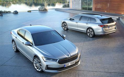 News New Skoda Superb Unveiled Carsifu