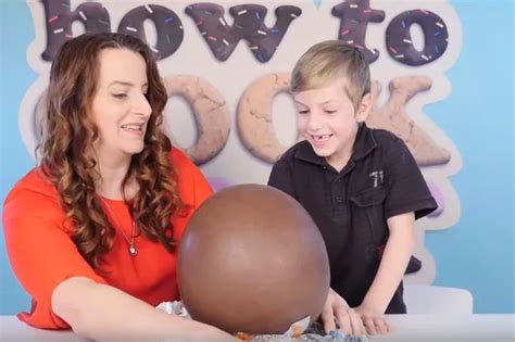 How To Make A Giant Kinder Surprise Style Easter Egg At Home Teesside