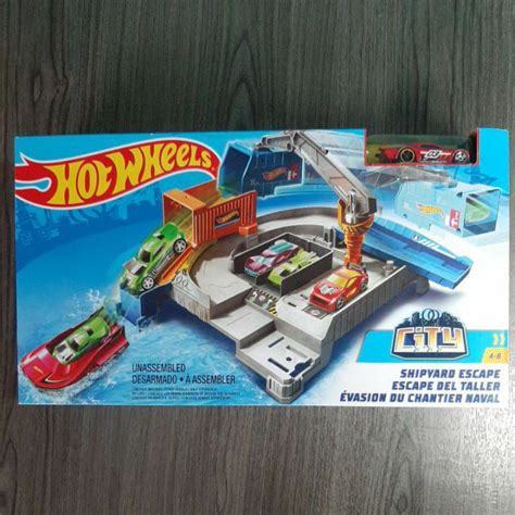 Hot Wheels City Shipyard Escape Playset With Vehicle Shopee Philippines