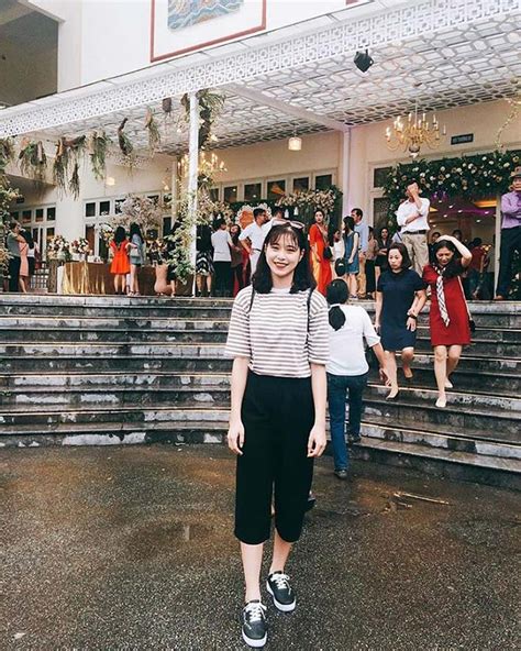 Hot girl bóng chuyền U18 quốc gia đốn tim mày râu