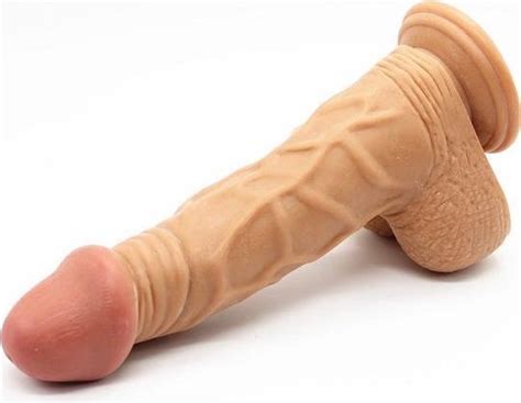 LoveToy Lekkere dildo Ø 39 mm 19 cm lang met ballen en zuignap Real