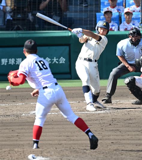 甲子園 神村学園初の4強‼ 2年生4番・正林がミス取り返す決勝打 ライブドアニュース