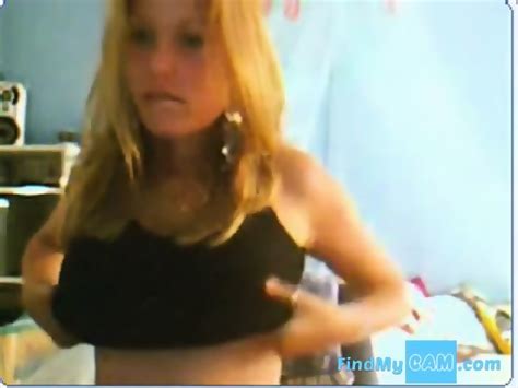 College Blond Babe Shows Nice Boobs