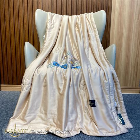 CHĂN TENCEL NUDE THÊU CÚC RUBY Lasante de Pari