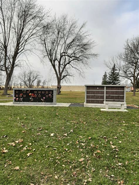 Historical Services and Burial Information for Woodlawn Cemetery