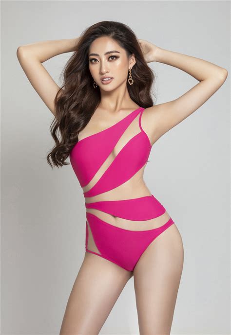 B Ng M T Ng M Hoa H U L Ng Th Y Linh Di N Bikini Tr C Th M Miss World