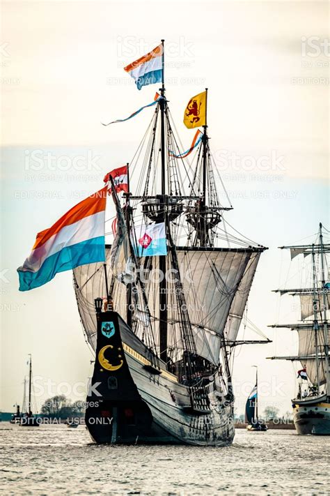 Flags Flags Flags | Sailing ships, Dutch ships, Old sailing ships