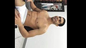 Hombre Musculoso Juagando Con Pene De Goma Videos Porno Gay Sexo Gay