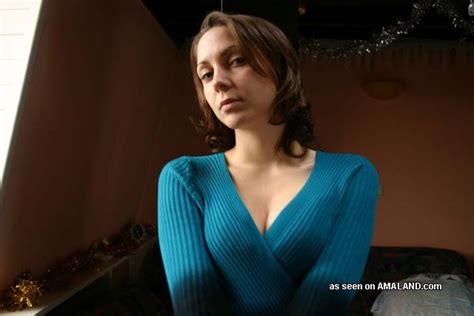 Nice Gallery Of A Steamy Hot Sexy Amateur Housewife Posing Porn Pictures XXX Photos Sex Images