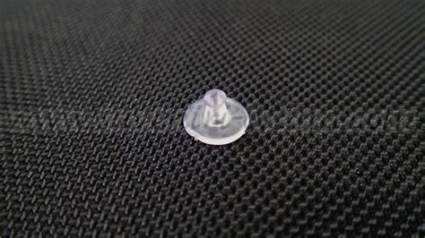 Силиконов накрайник за обици 1,1 см.