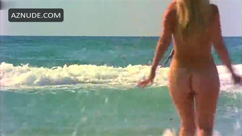 HELLE DOLLERIS Nude AZNude