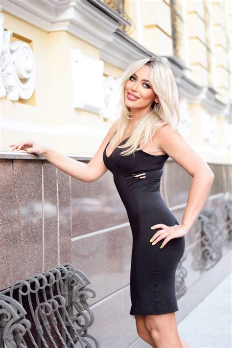 Wonderful Yana Y O From Kharkov With Blonde Hair ID LadaDate