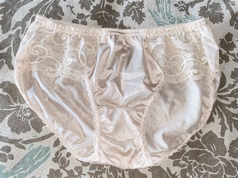 Vintage Lace Trim Nude Bikini S Panty Nylon Brief Sh Gem
