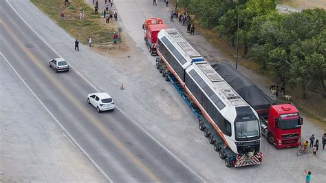 Histórico Cientos de jujeños y jujeñas recibieron las duplas del Tren