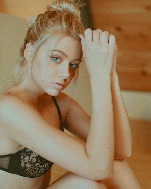 Beautiful Blue Eyes Porn Pic