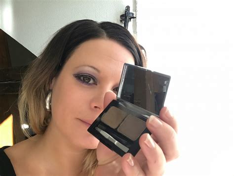 Gorgeous Lilac Smokey Eyes With Glitter And Nude Lips Makeup By Kili