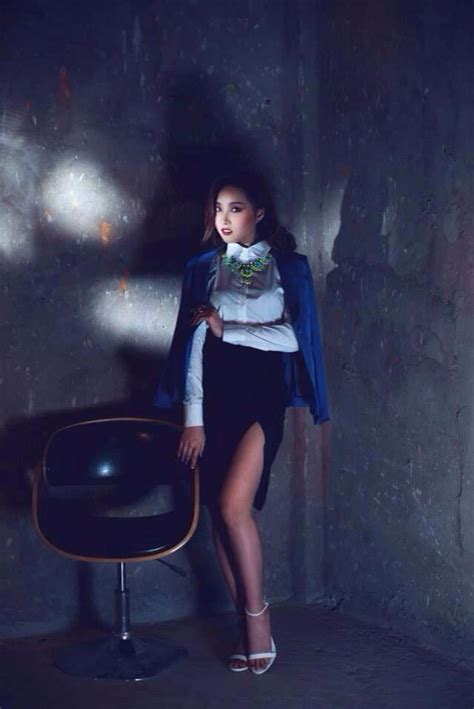 Nh Ng Hot Girl N I Ti Ng Nh T I H C Kinh C Ng H N I