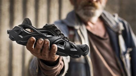 ШЛЁПКИ ЗА 100К. Balenciaga HD - YouTube