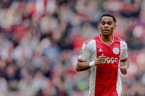 Arsenal wages for potential new signing has been revealed - now.arsenal